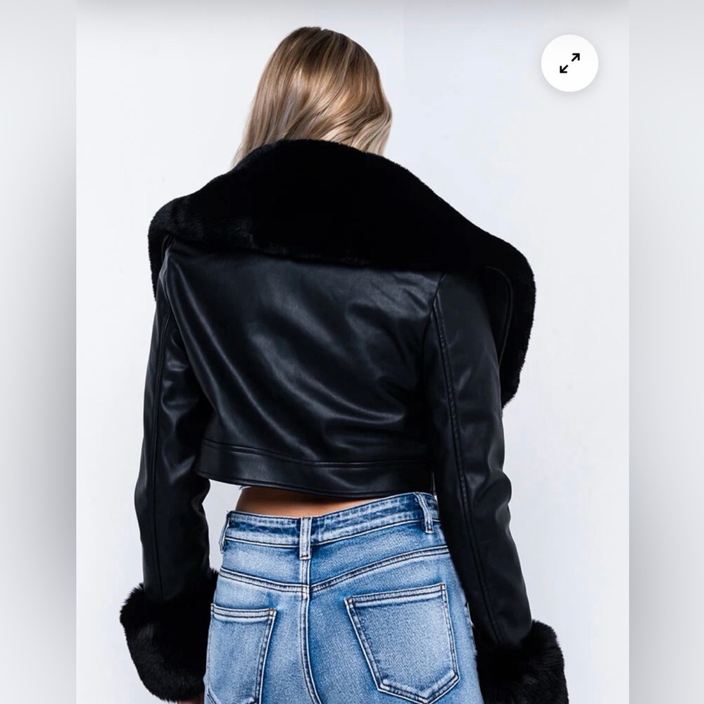 New Azalea Wang Fur Trim Giselle Crop Jacket, Size S - Picture 3 of 6
